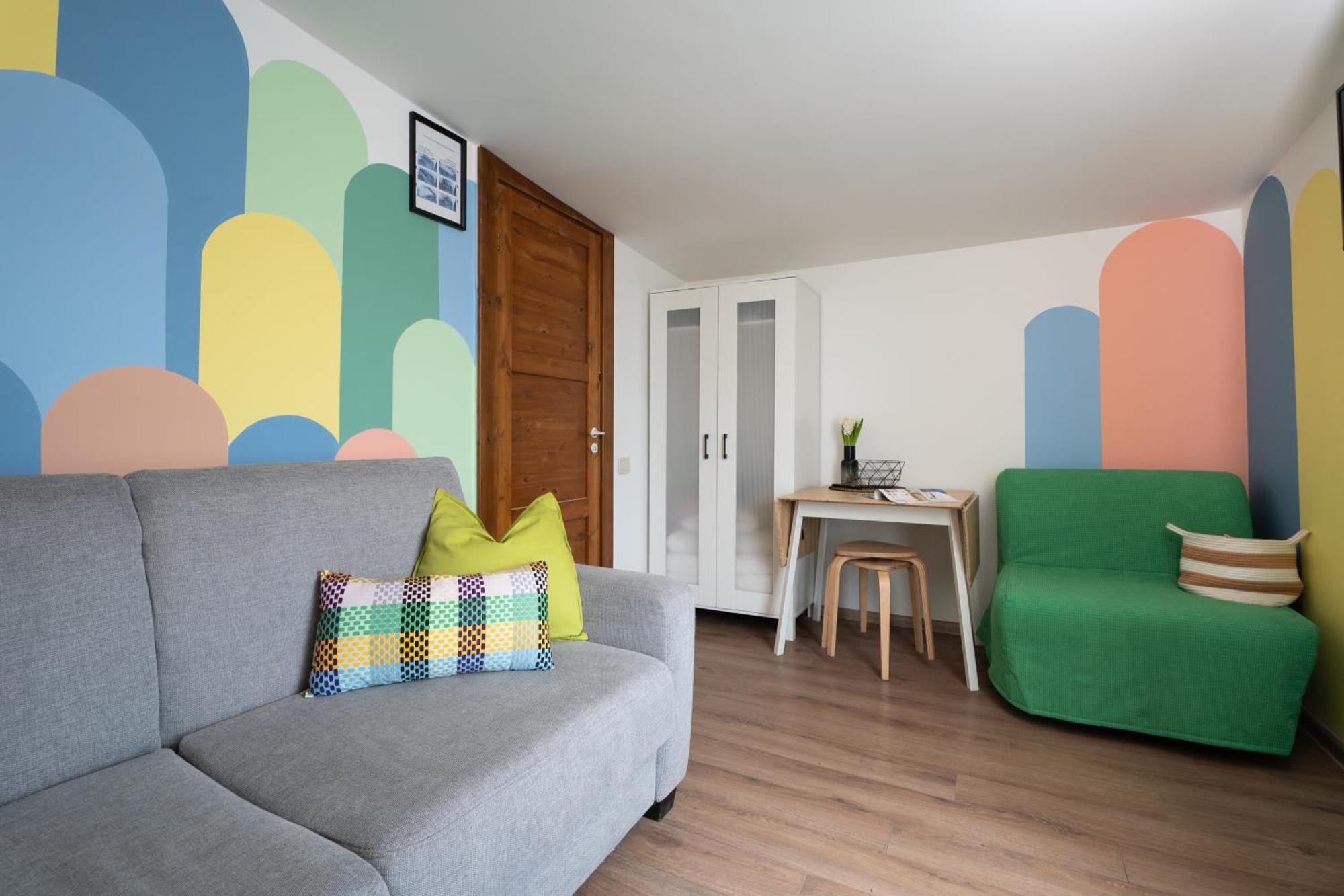 Family Garden Apartments With Free Private Parking & Playground Рига Екстериор снимка